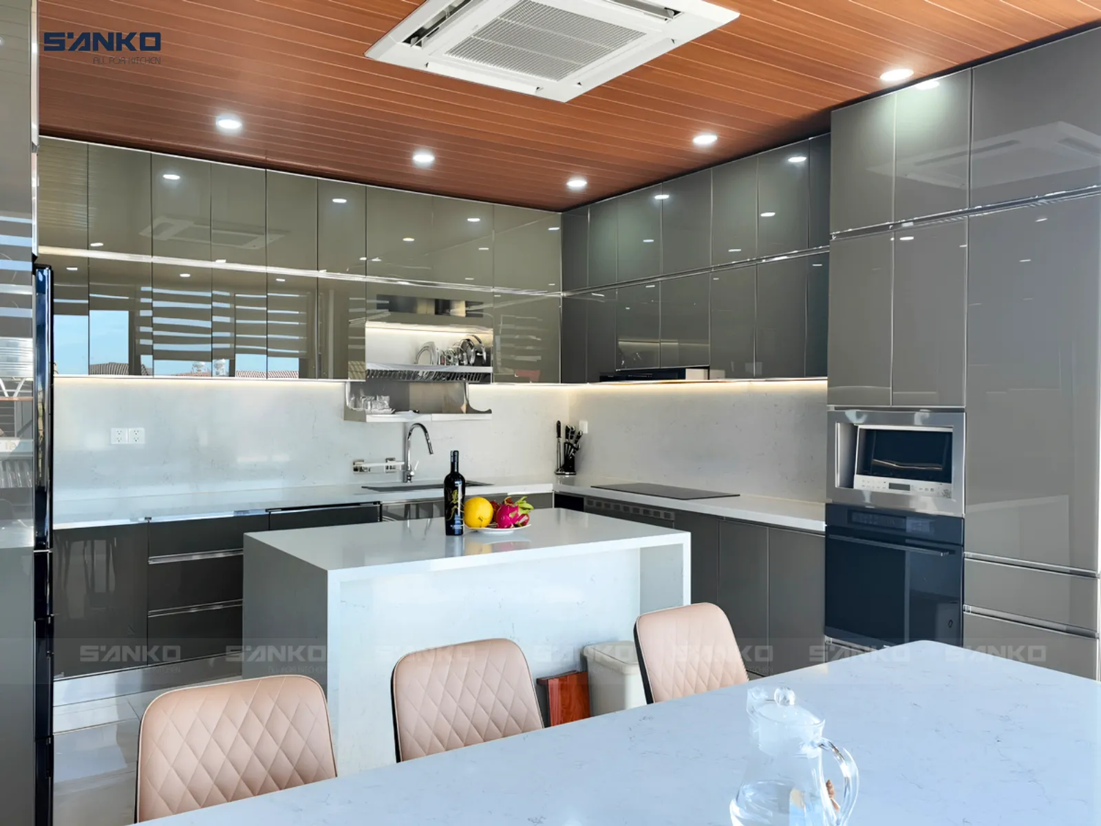 Công trình Tủ bếp inox hệ module cánh kính chữ U có đảo – Anh Quý (Khu biệt thự Khang Điền)
