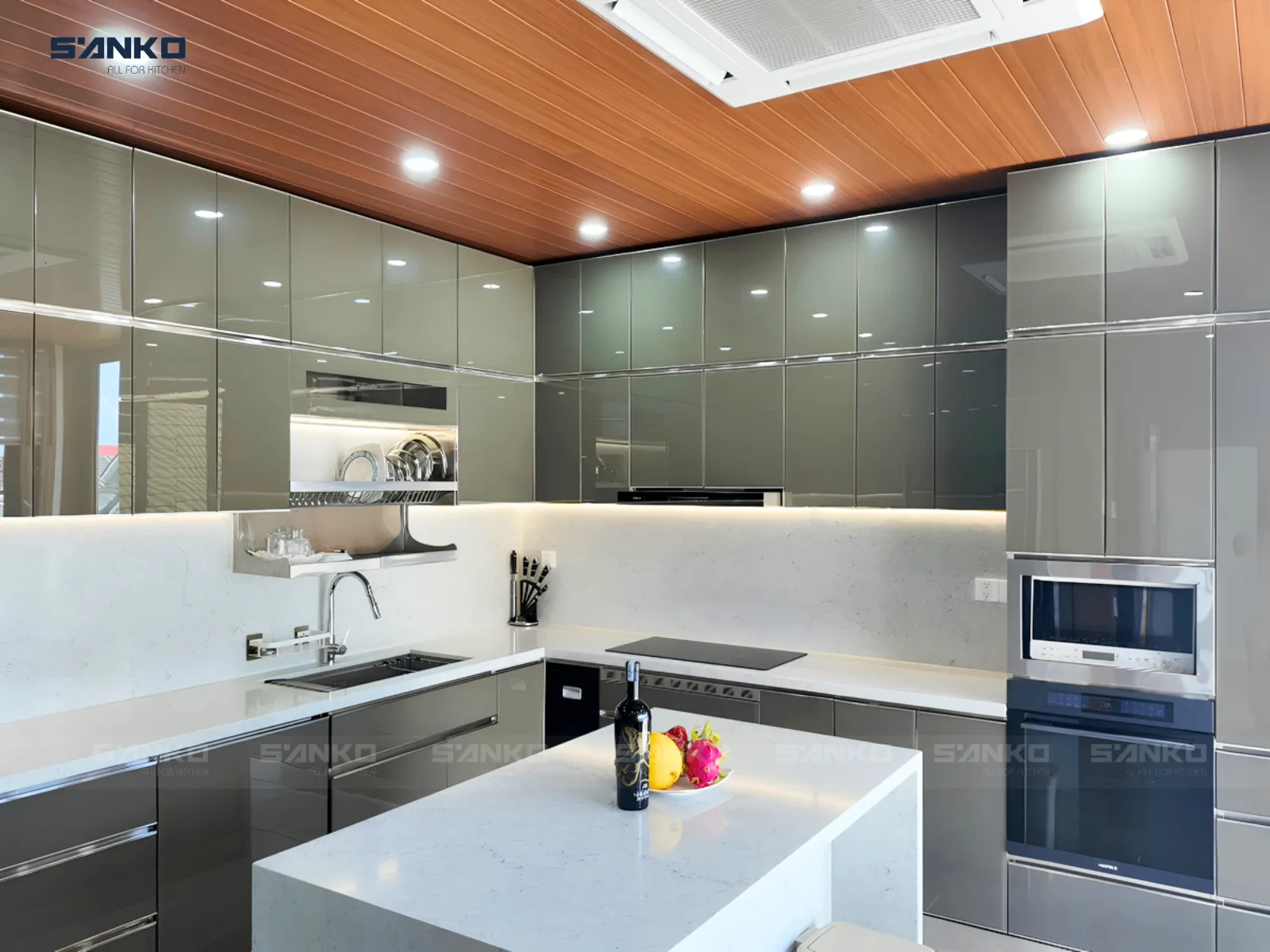 Công trình Tủ bếp inox hệ module cánh kính chữ U có đảo – Anh Quý (Khu biệt thự Khang Điền)