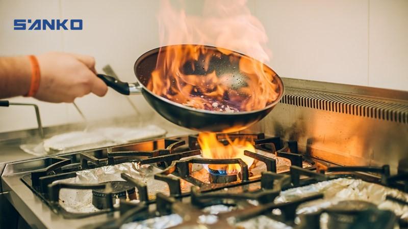 Vì sao phòng bếp là nơi tiềm ẩn nhiều nguy hiểm?