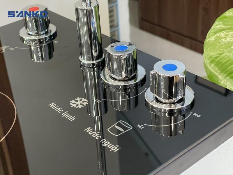 Máy Lọc Nước 2 Vòi Nóng Lạnh – Giải Pháp Tiện Nghi Cho Mọi Gia đình Hiện đại