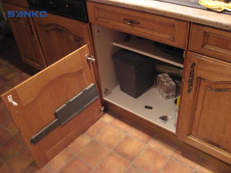 Nhược điểm của tủ bếp gỗ nhựa