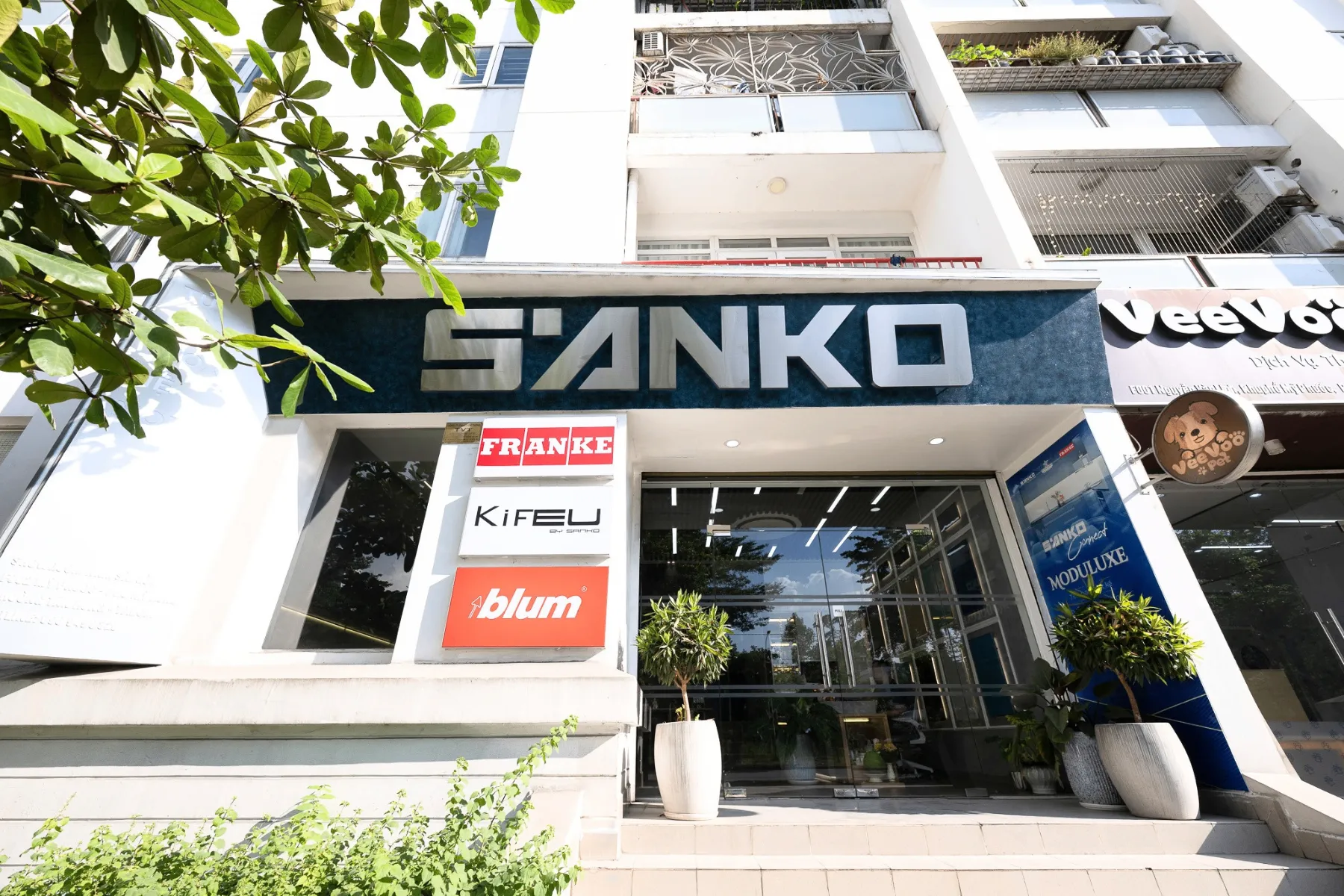 showroom tủ bếp hồ chí minh