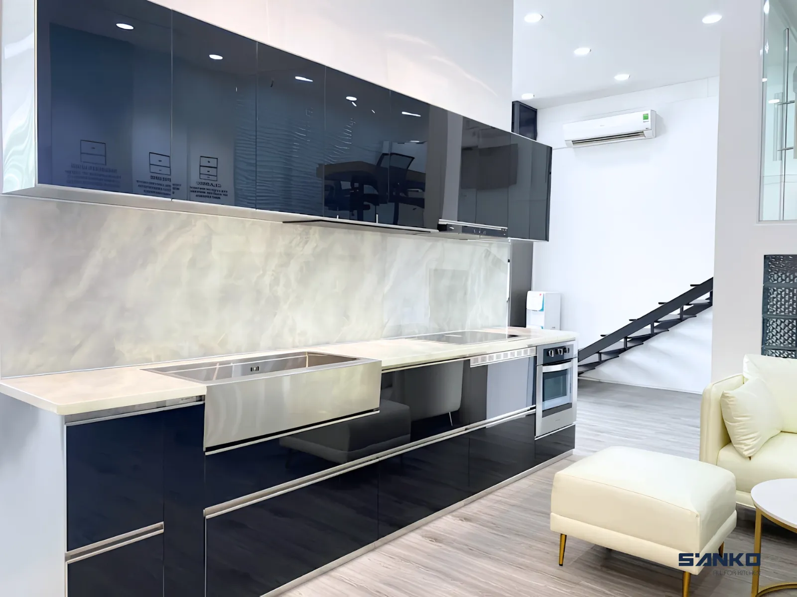 Thi công tủ bếp inox Bình Dương